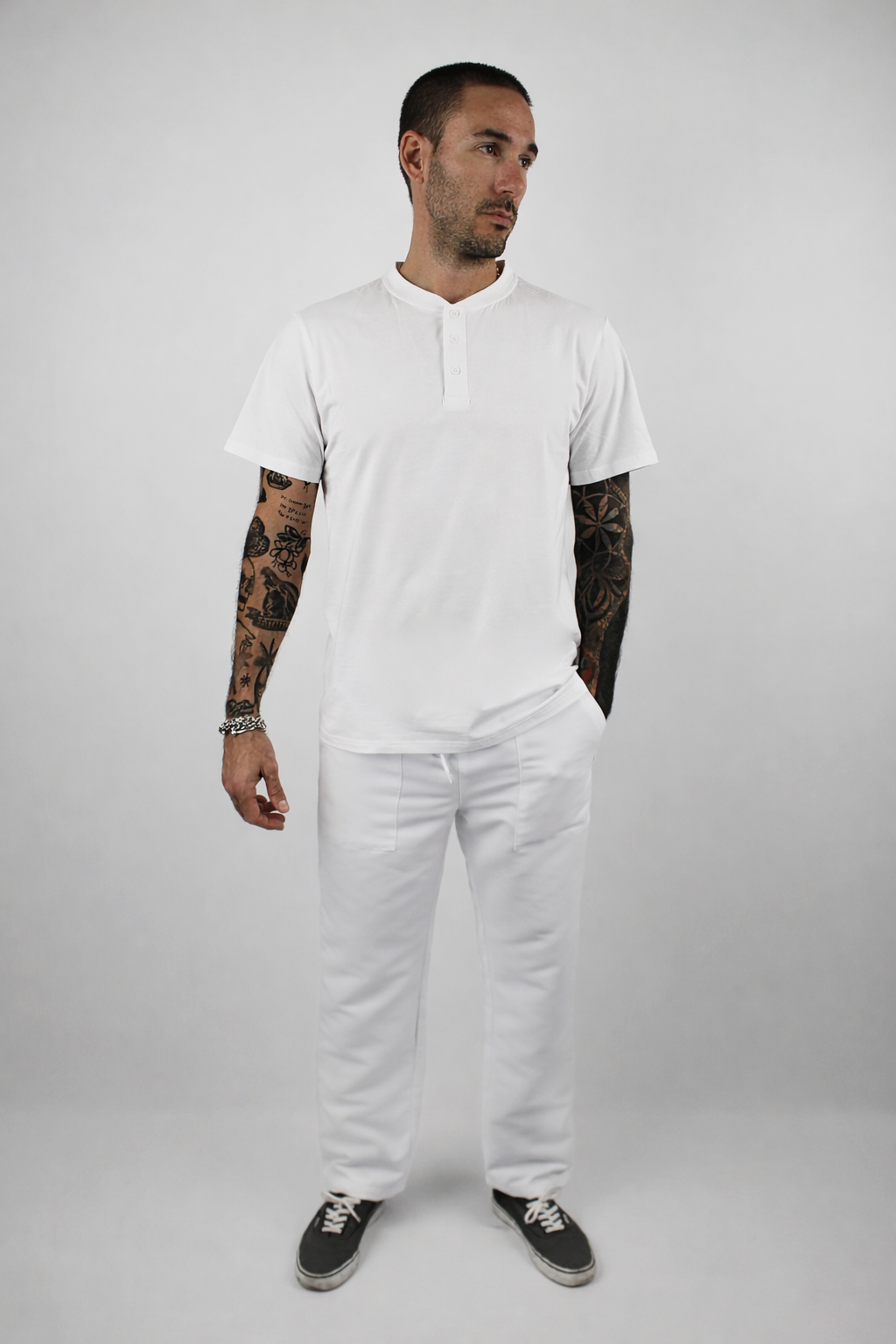 T-Shirt White